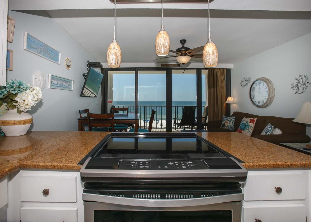 Island Winds West 477 By Albvr - Beachfront, Updated & Beautiful! Just Steps To The Beach & Hangout! Gulf Shores Exterior photo